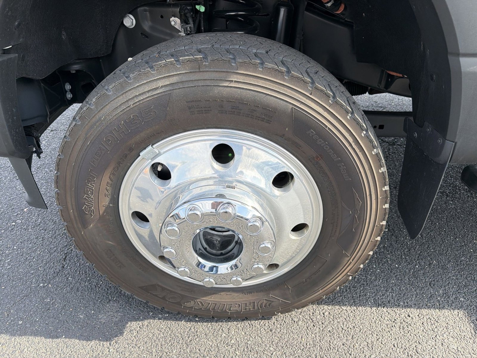 New 2025 Ford F600 4x4 Regular Cab Super Duty w/ XLT Value Package image 17