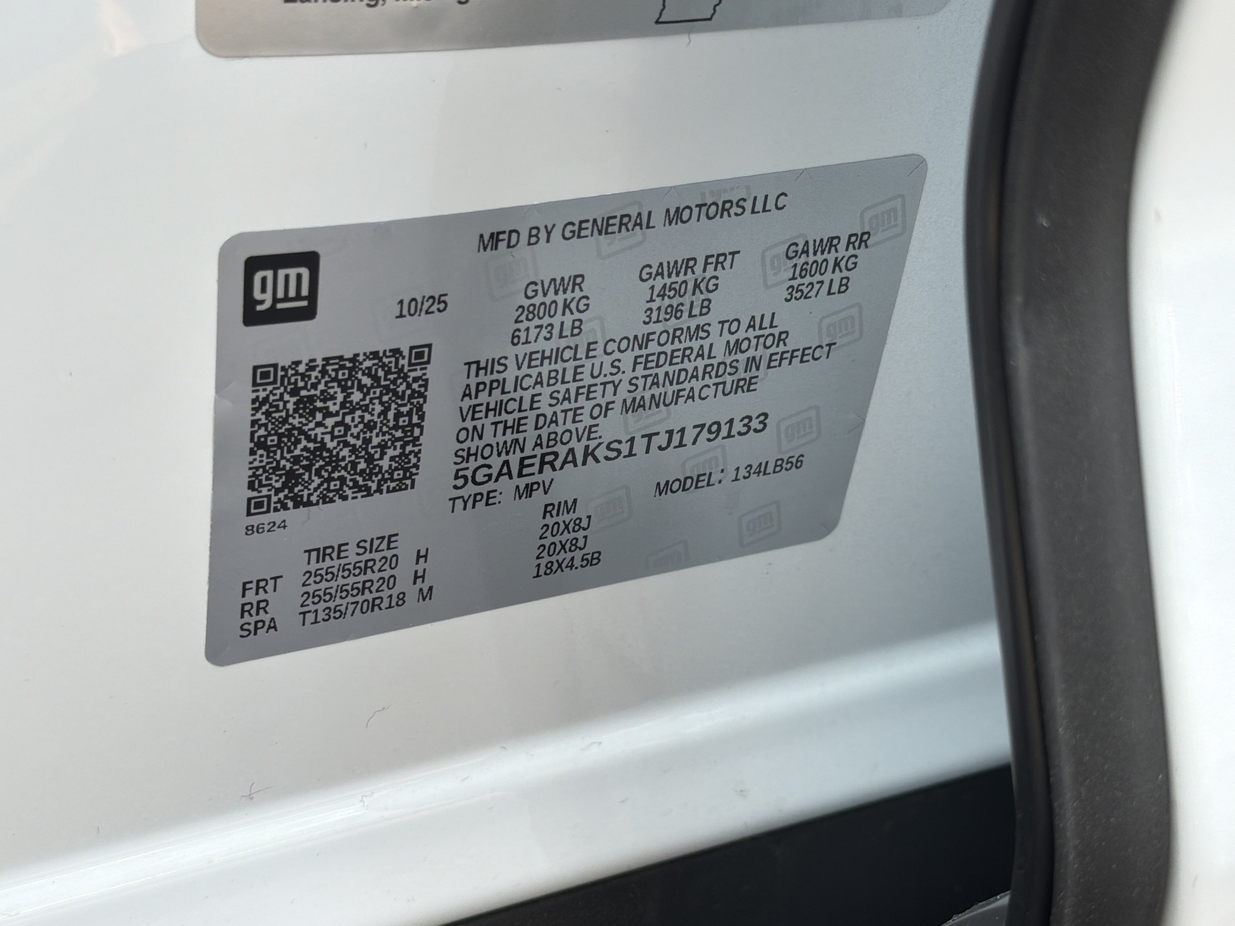 Used 2026 Buick Enclave Preferred w/ Power Package FWD image 37