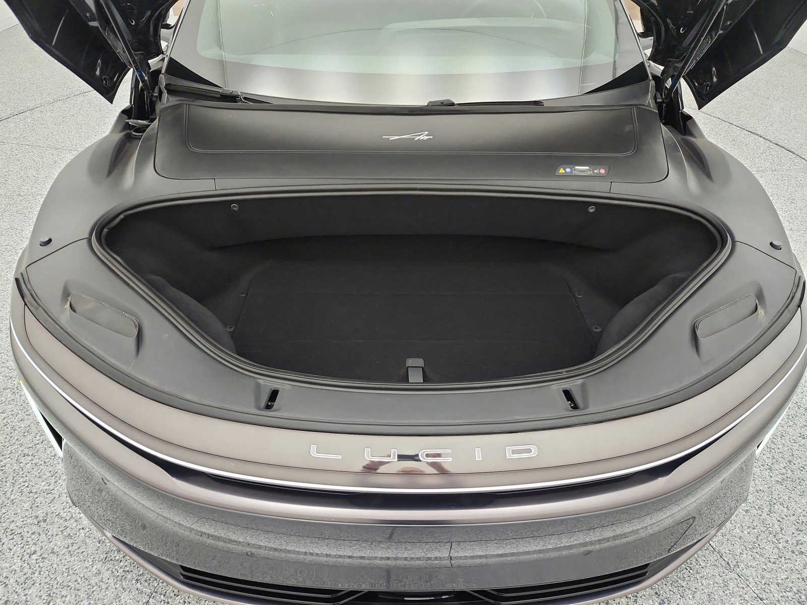Used 2024 Lucid Air Touring AWD/4WD image 16