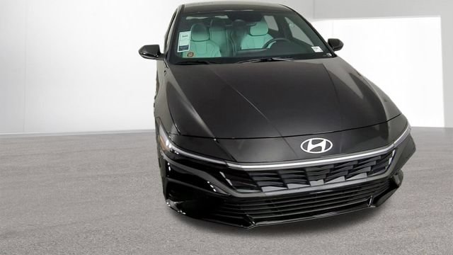 New 2026 Hyundai Elantra Sport FWD image 3