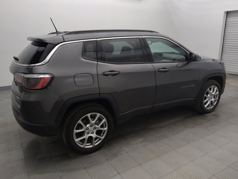 Used 2022 Jeep Compass Latitude AWD/4WD image 10