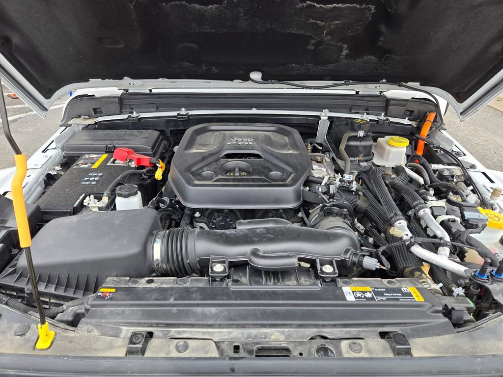 Used 2023 Jeep Wrangler Unlimited Rubicon 4xe image 33