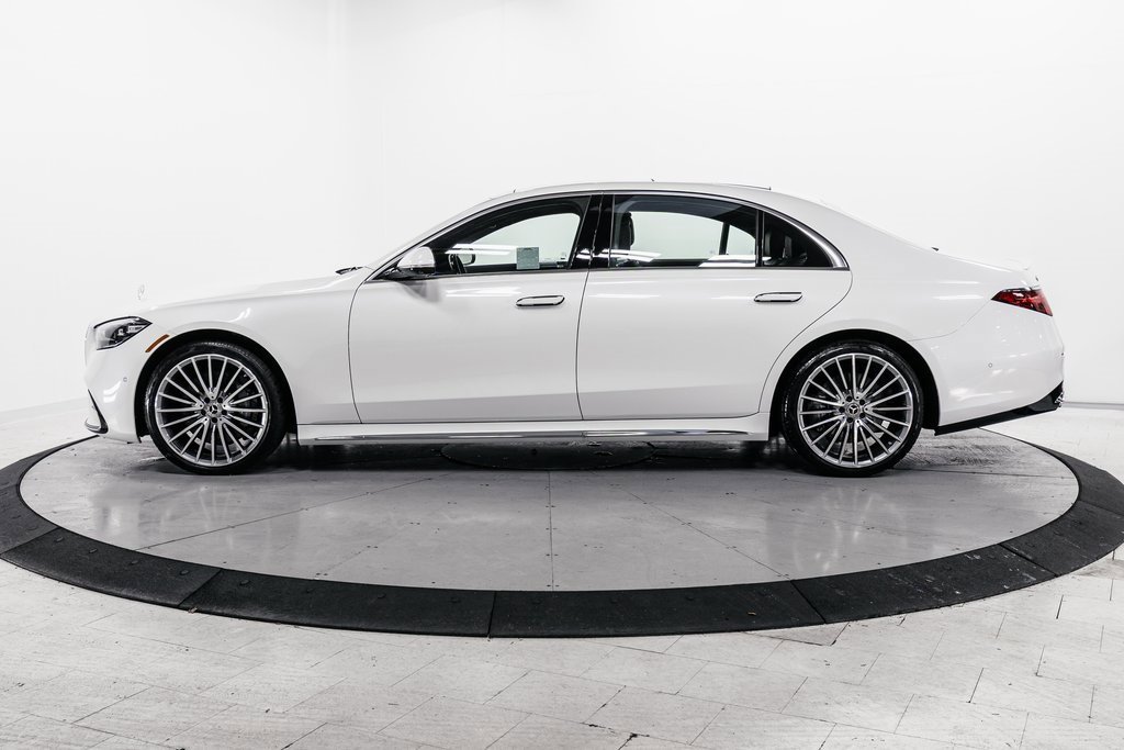 Used 2024 Mercedes-Benz S 580 4MATIC Sedan image 4