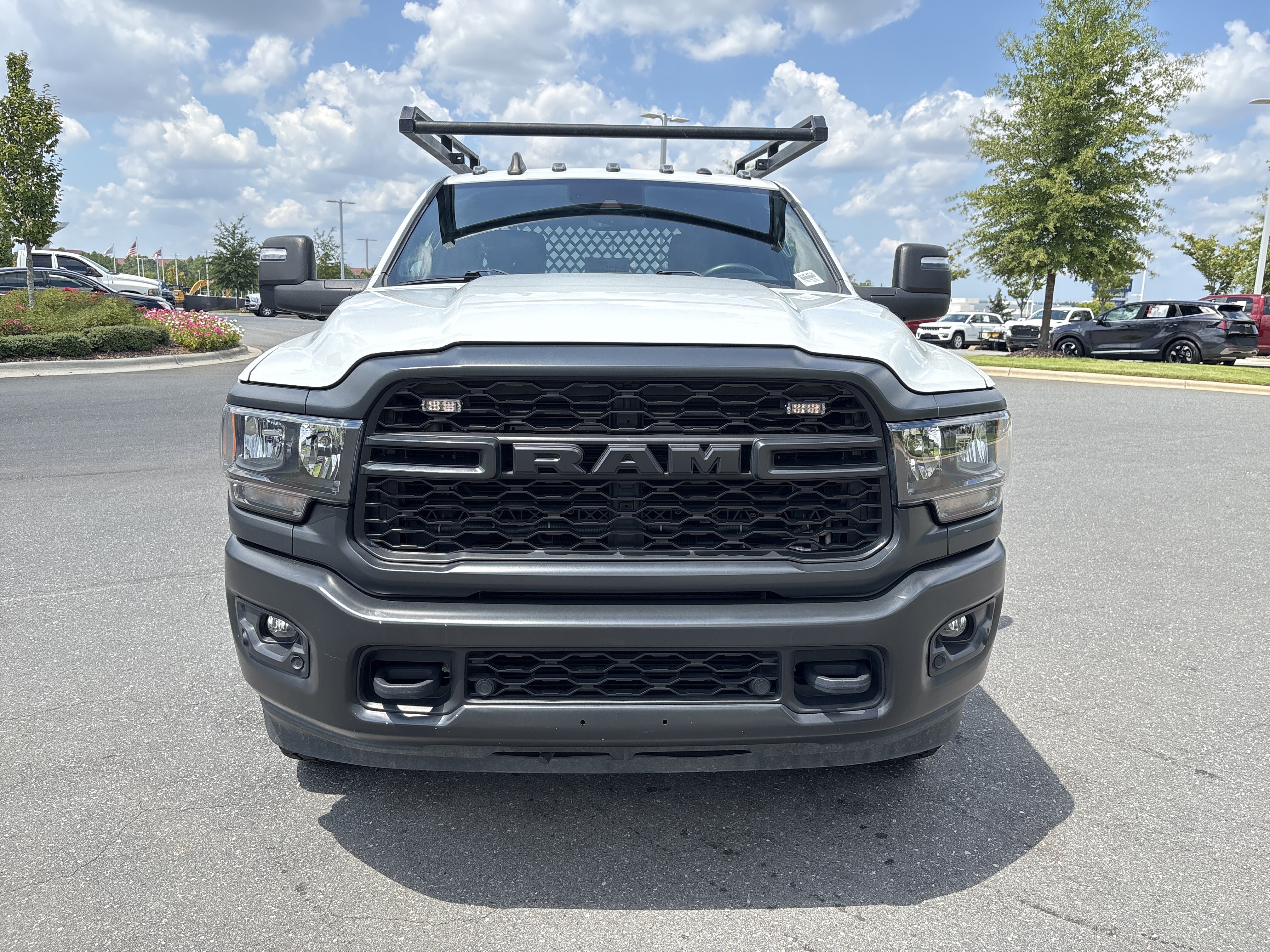 Used 2024 RAM 3500 Tradesman w/ Safety Group AWD/4WD image 3