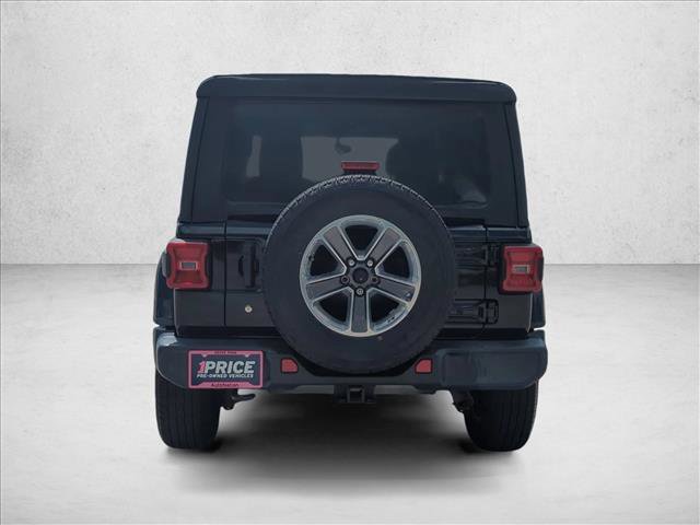 Used 2018 Jeep Wrangler Unlimited Sahara AWD/4WD image 6