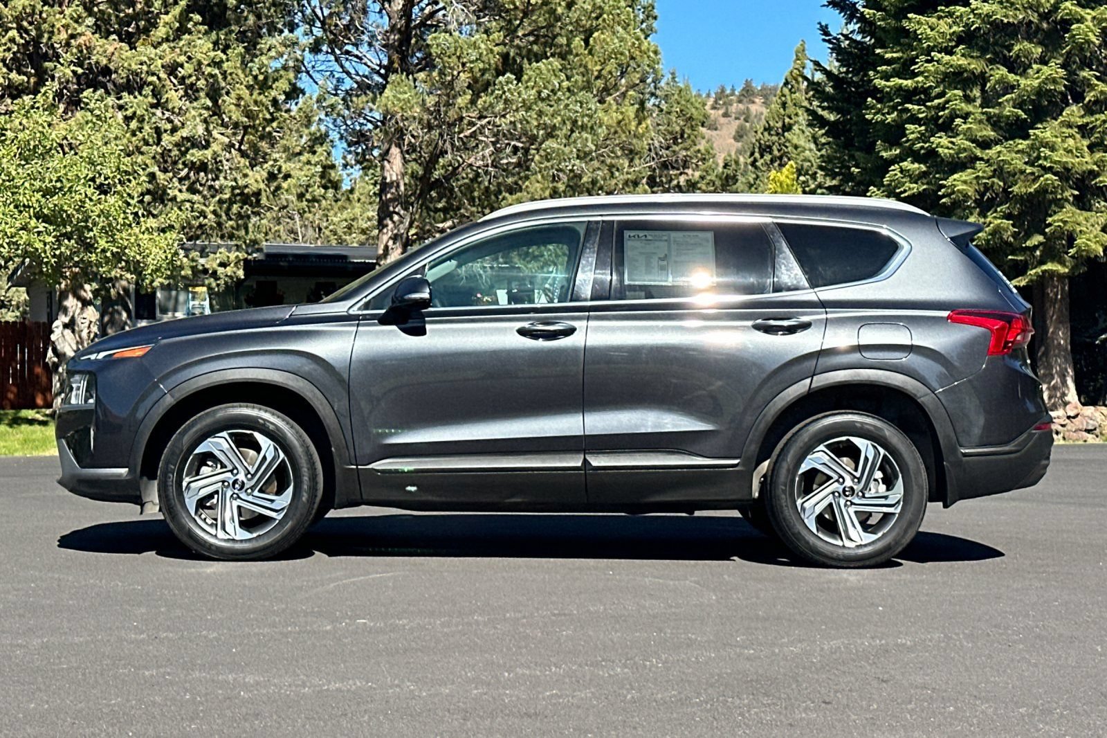 Used 2023 Hyundai Santa Fe SEL AWD/4WD image 7