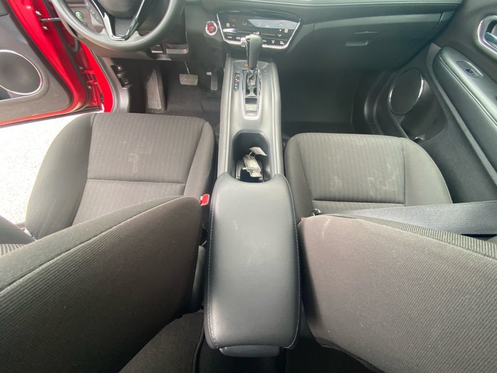 Used 2018 Honda HR-V EX image 11