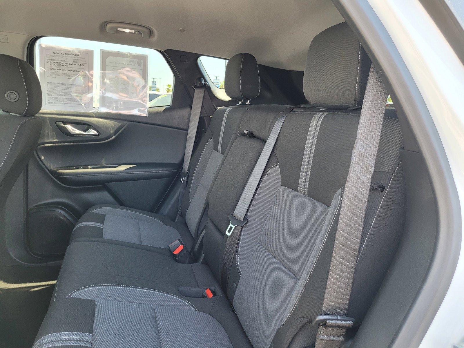 Used 2025 Chevrolet Blazer LT FWD image 12