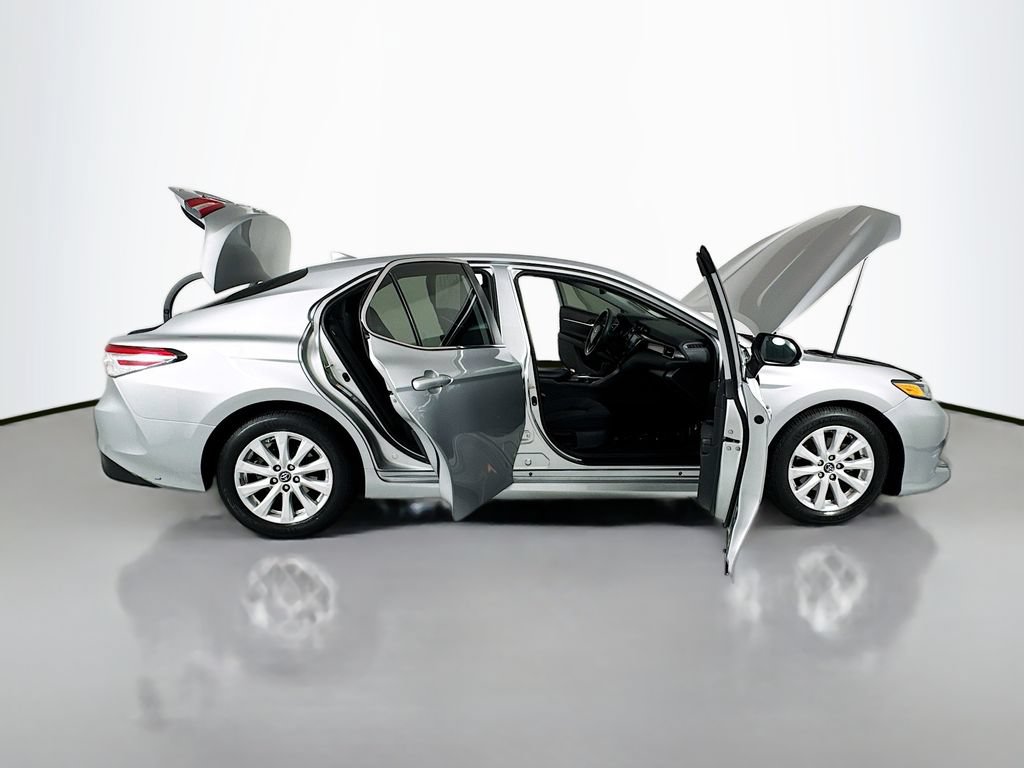 Used 2019 Toyota Camry LE w/ Convenience Package FWD image 24