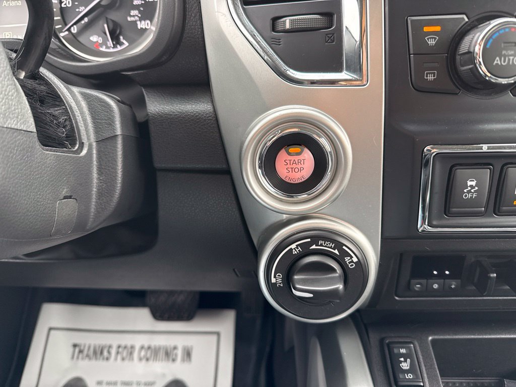 Used 2017 Nissan Titan SL AWD/4WD image 38
