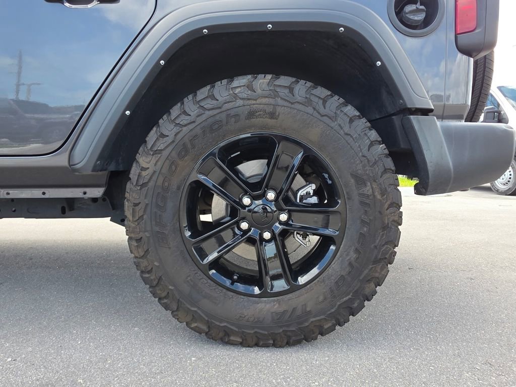 Used 2022 Jeep Wrangler Unlimited Sport image 16