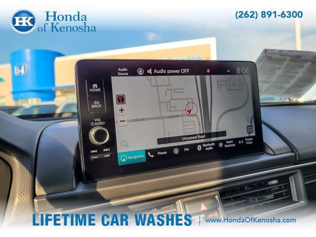 Certified 2025 Honda Pilot Black Edition image 18