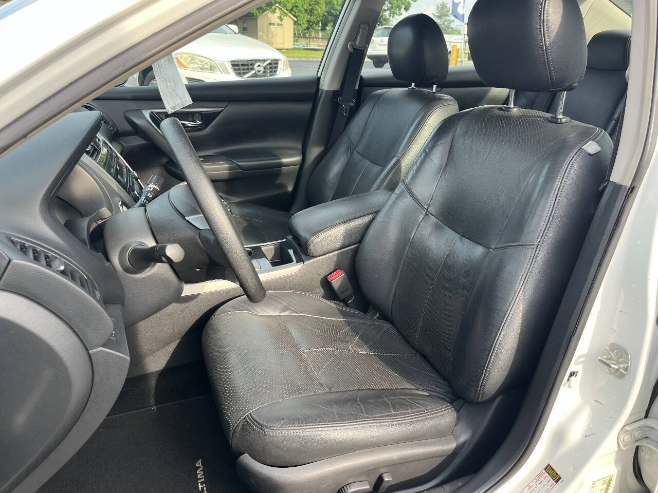 Used 2013 Nissan Altima 2.5 S FWD image 13