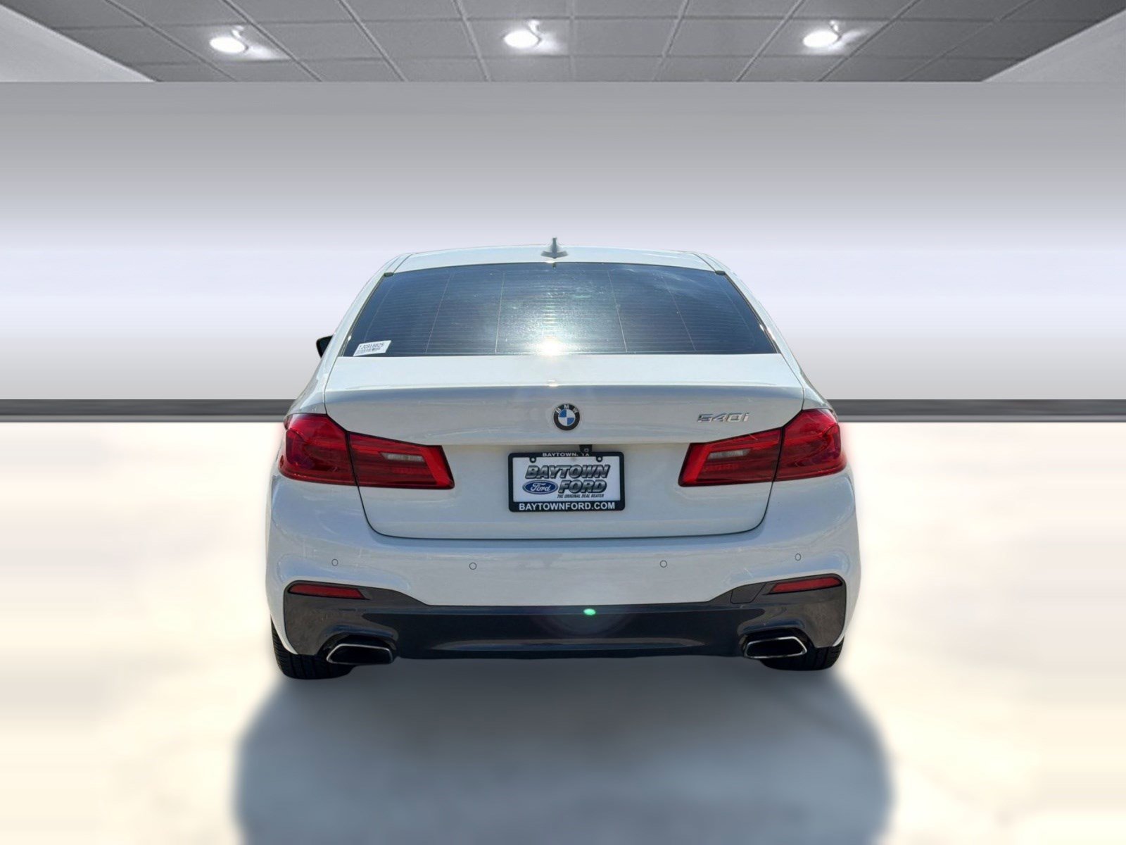 Used 2018 BMW 540i RWD image 10