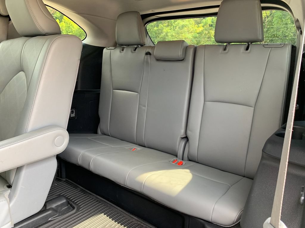Used 2022 Toyota Highlander Platinum AWD/4WD image 18