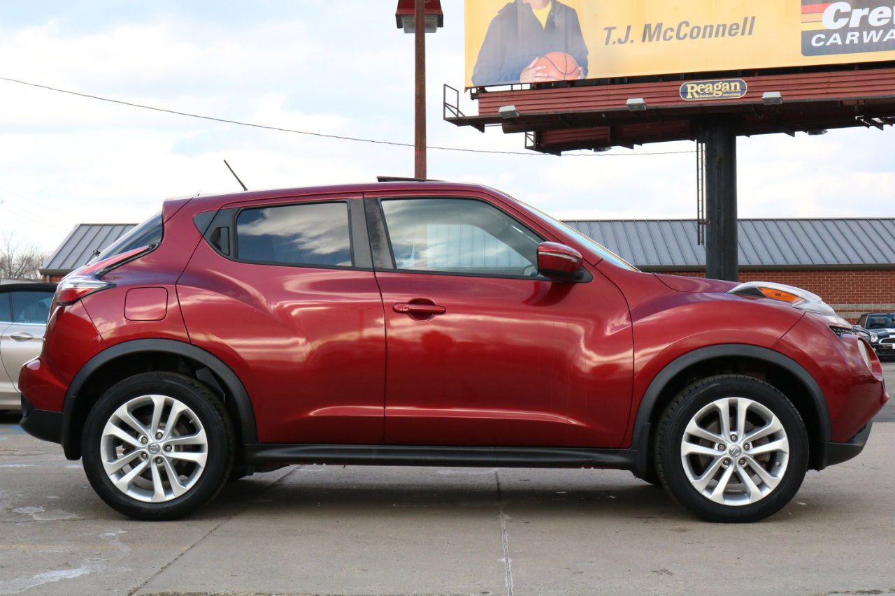 Used 2015 Nissan Juke SV w/ Cold Weather Package image 6