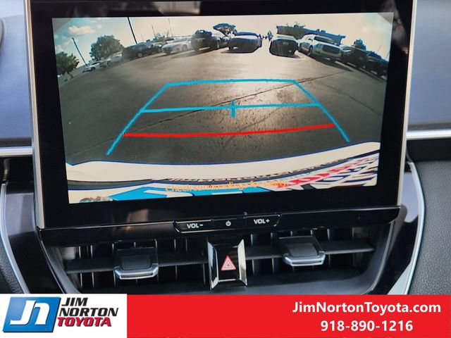 Used 2025 Toyota Corolla XSE FWD image 18