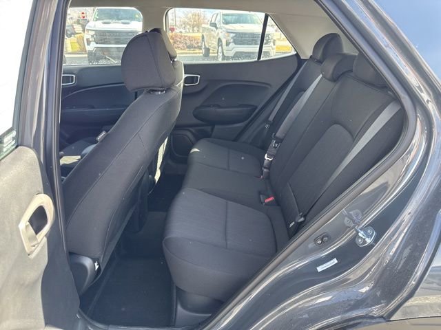 Used 2025 Hyundai Venue SE image 12