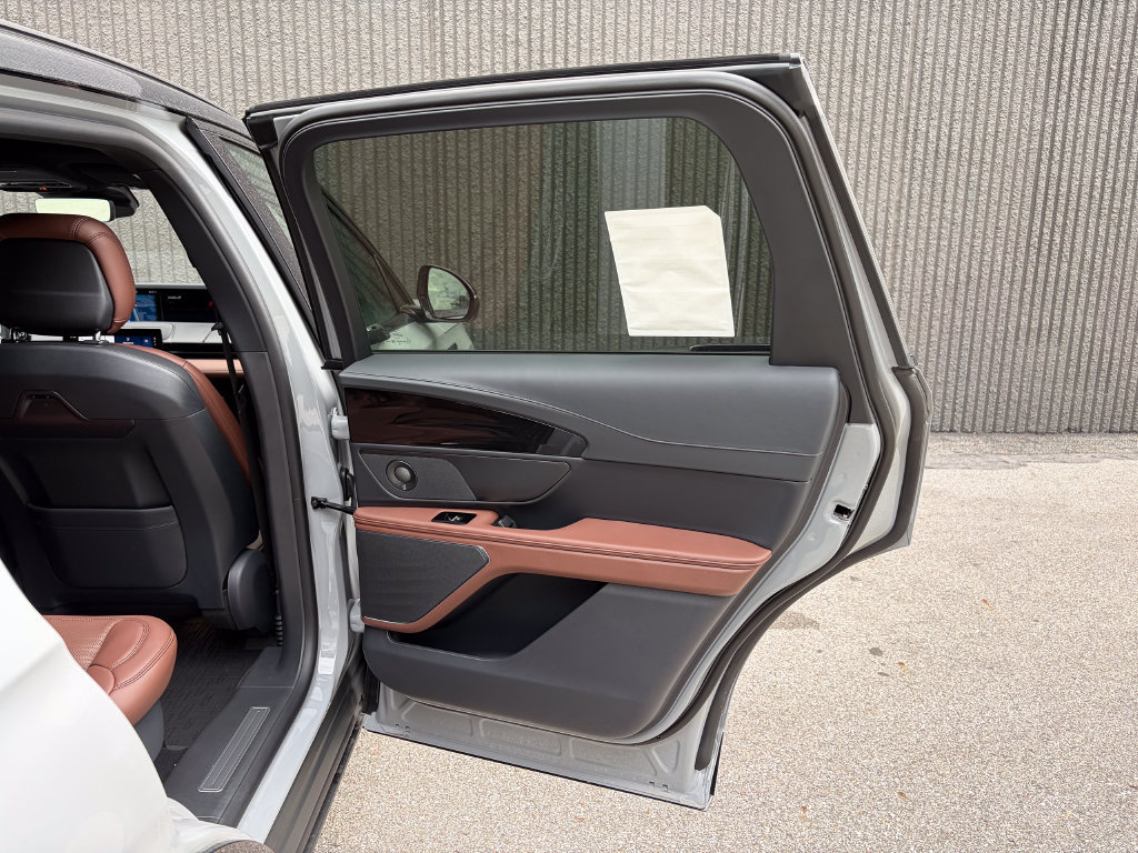 New 2026 Lincoln Nautilus Reserve w/ Jet Appearance Package AWD/4WD image 29