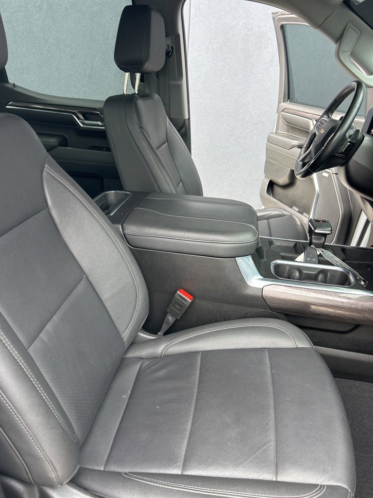 Used 2024 Chevrolet Silverado 1500 LTZ image 16