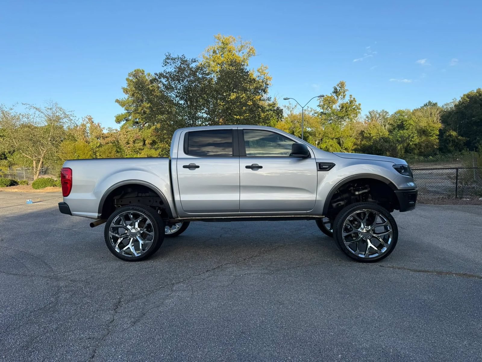 Used 2019 Ford Ranger XLT w/ Equipment Group 301A Mid RWD image 5