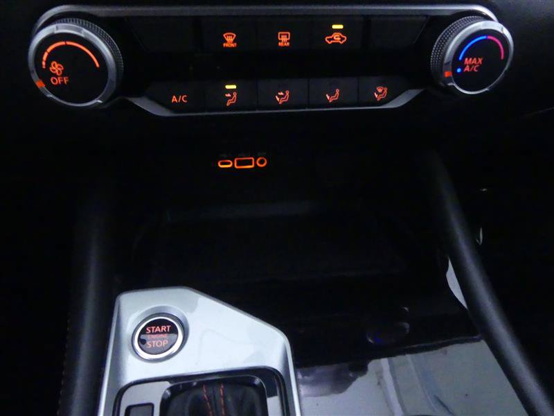 Used 2024 Nissan Altima 2.5 SR FWD image 14