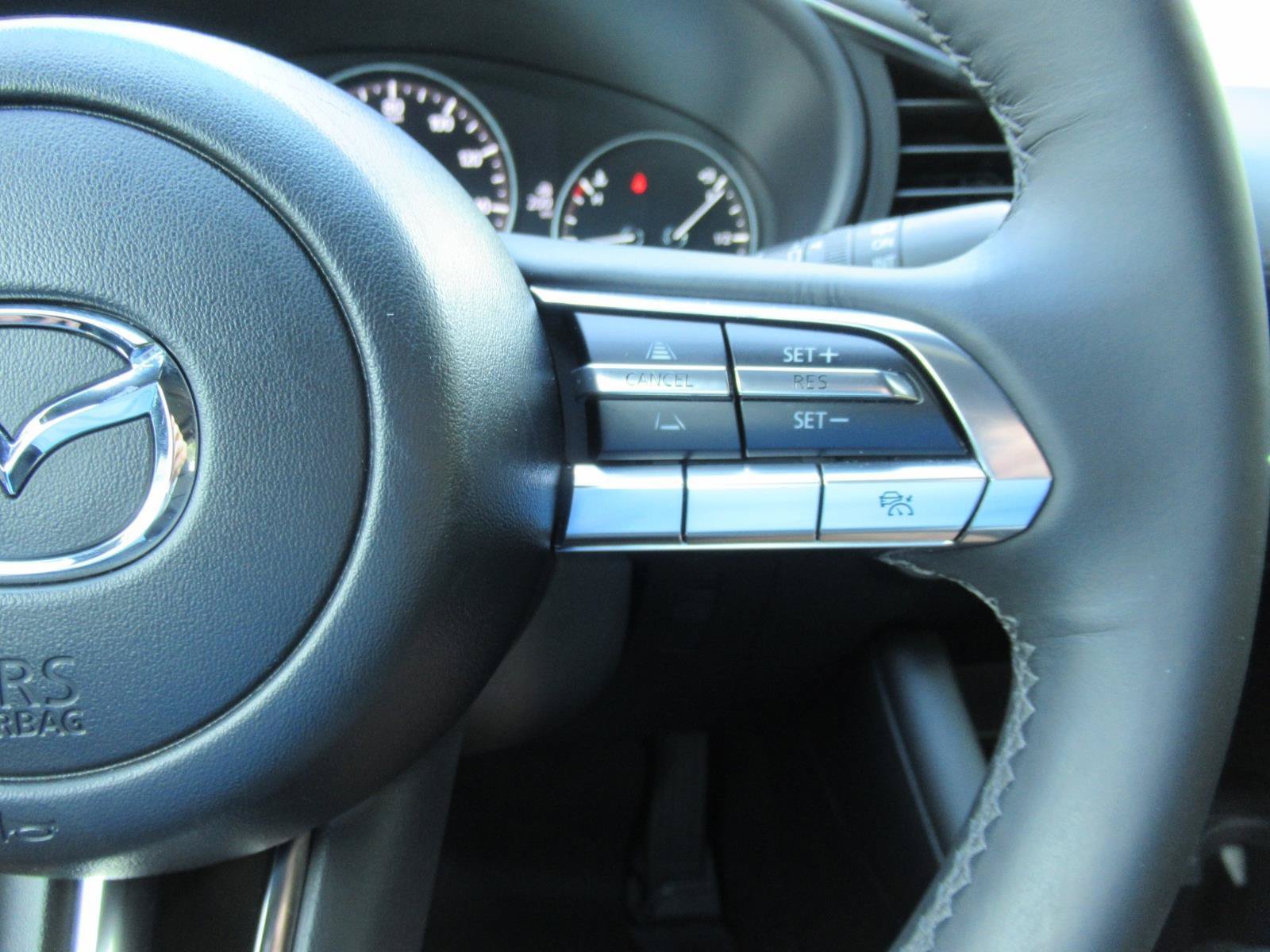 Used 2021 MAZDA MAZDA3 s FWD image 28