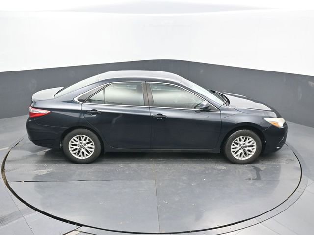 Used 2016 Toyota Camry LE image 50