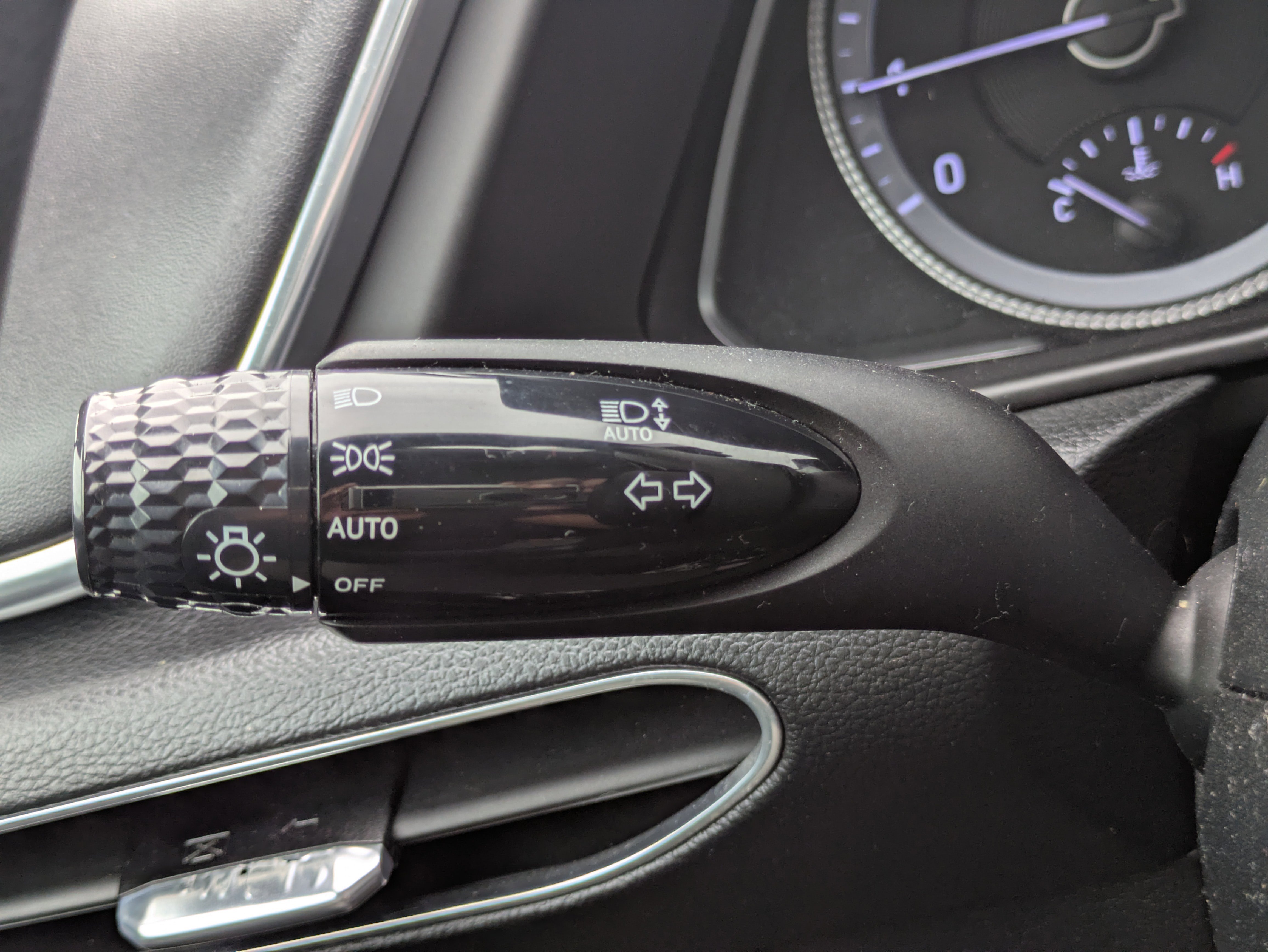 Used 2020 Hyundai Sonata SEL w/ Cargo Package image 17