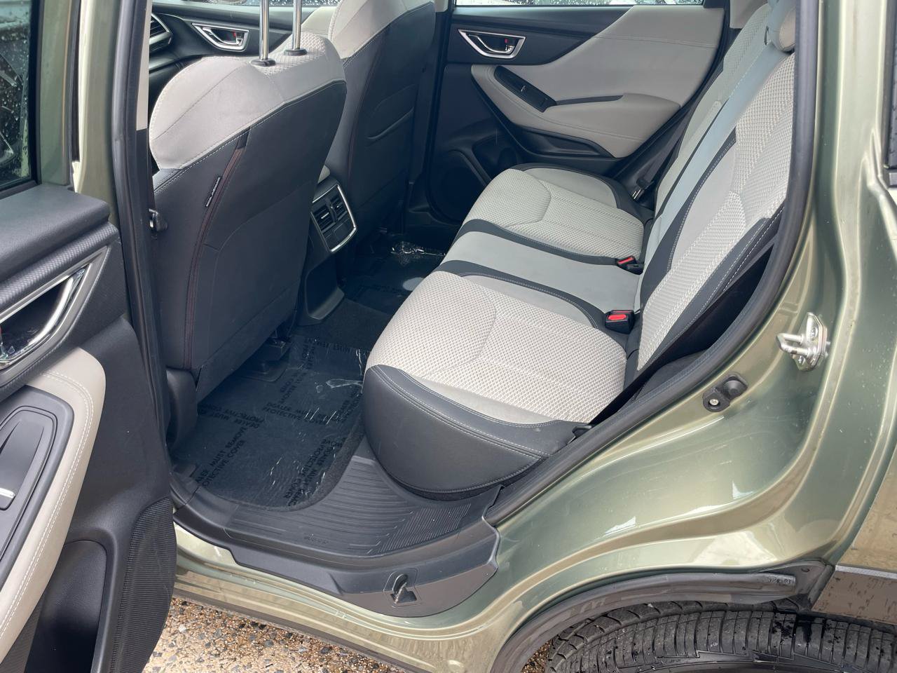 Used 2020 Subaru Forester Premium AWD/4WD image 31