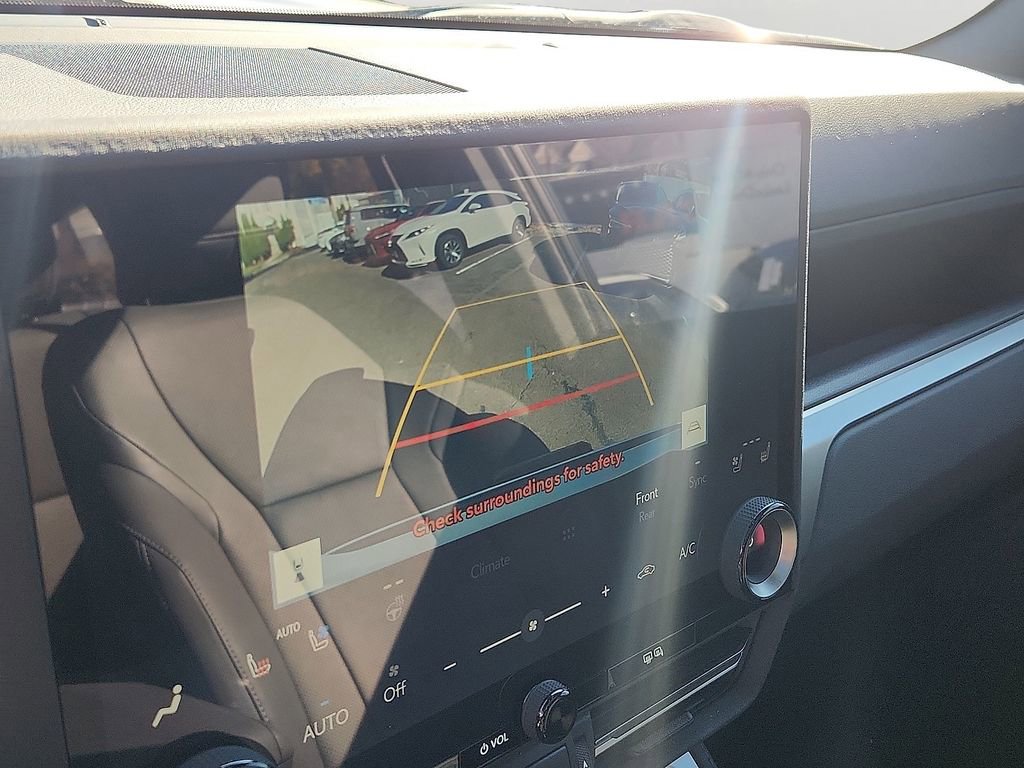 Used 2024 Lexus GX 550 image 20