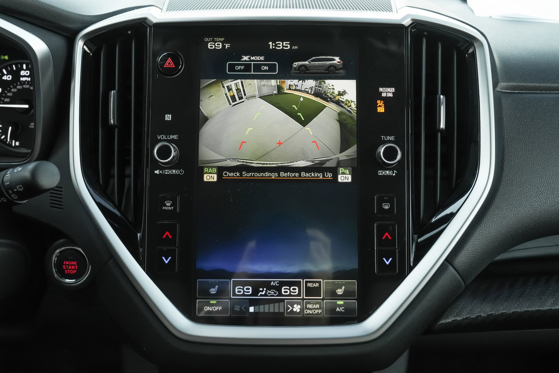 Used 2024 Subaru Ascent Premium w/ Convenience Package image 13