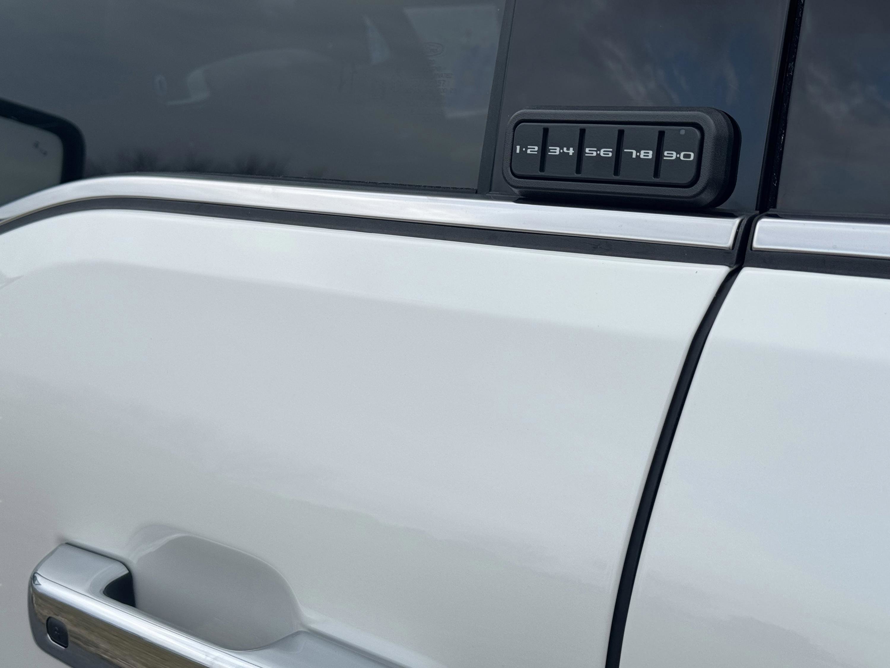 Used 2025 Ford F150 Lariat w/ Equipment Group 501A Mid image 13