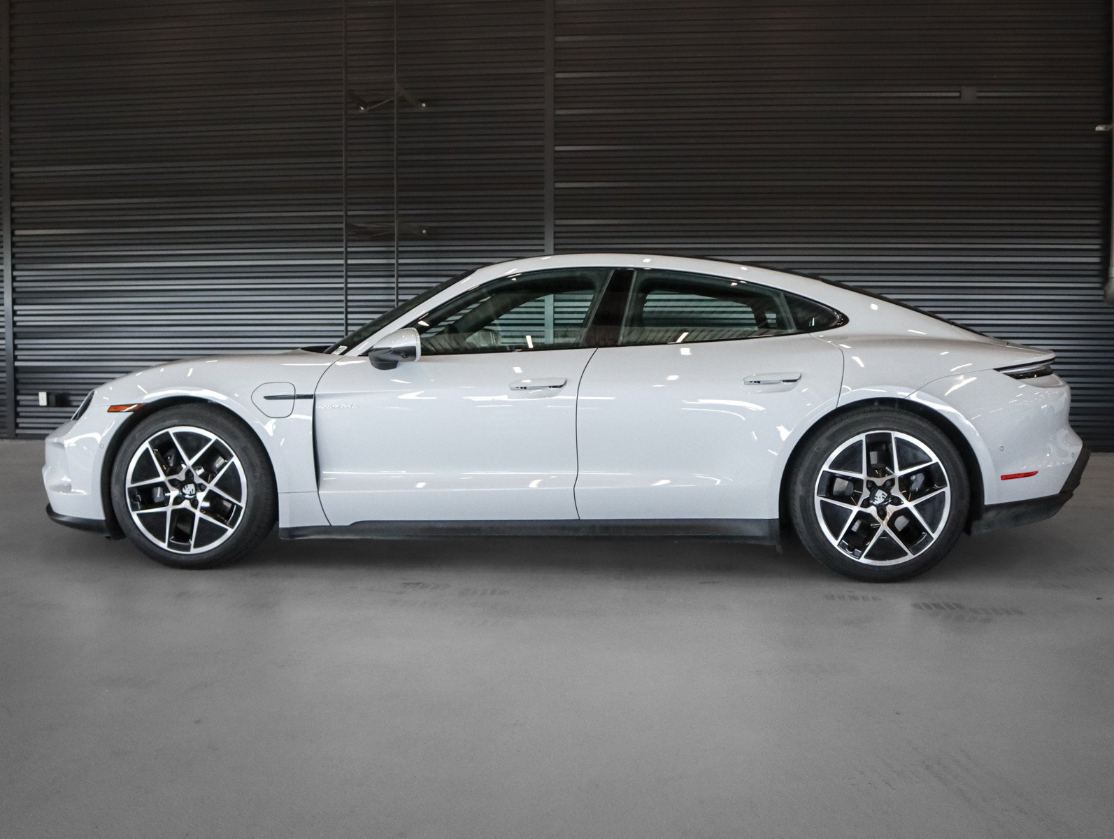 Certified 2025 Porsche Taycan RWD image 2