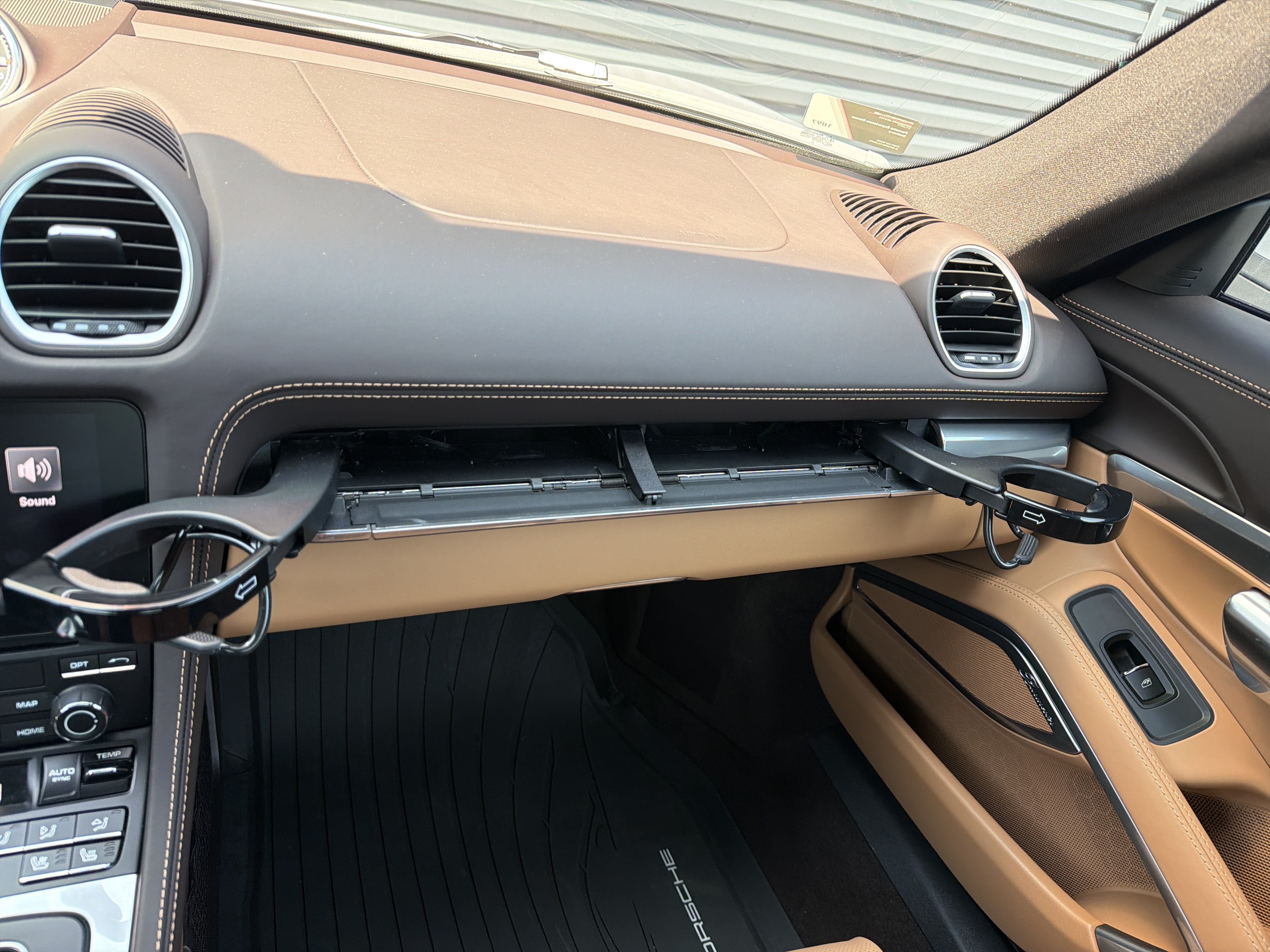 Used 2023 Porsche 718 Cayman S RWD image 25