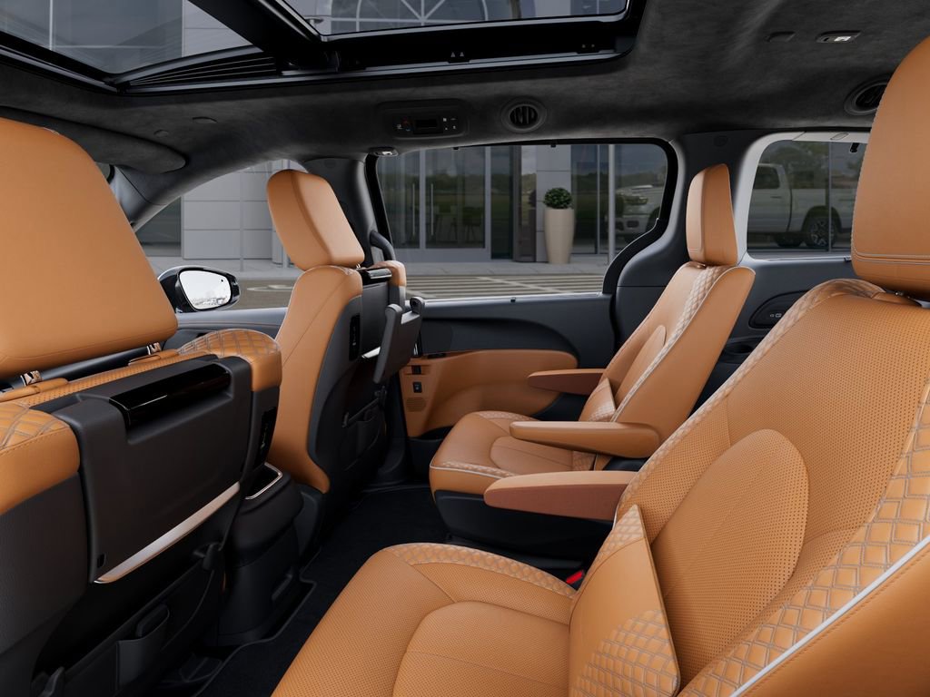 New 2026 Chrysler Pacifica Pinnacle image 23
