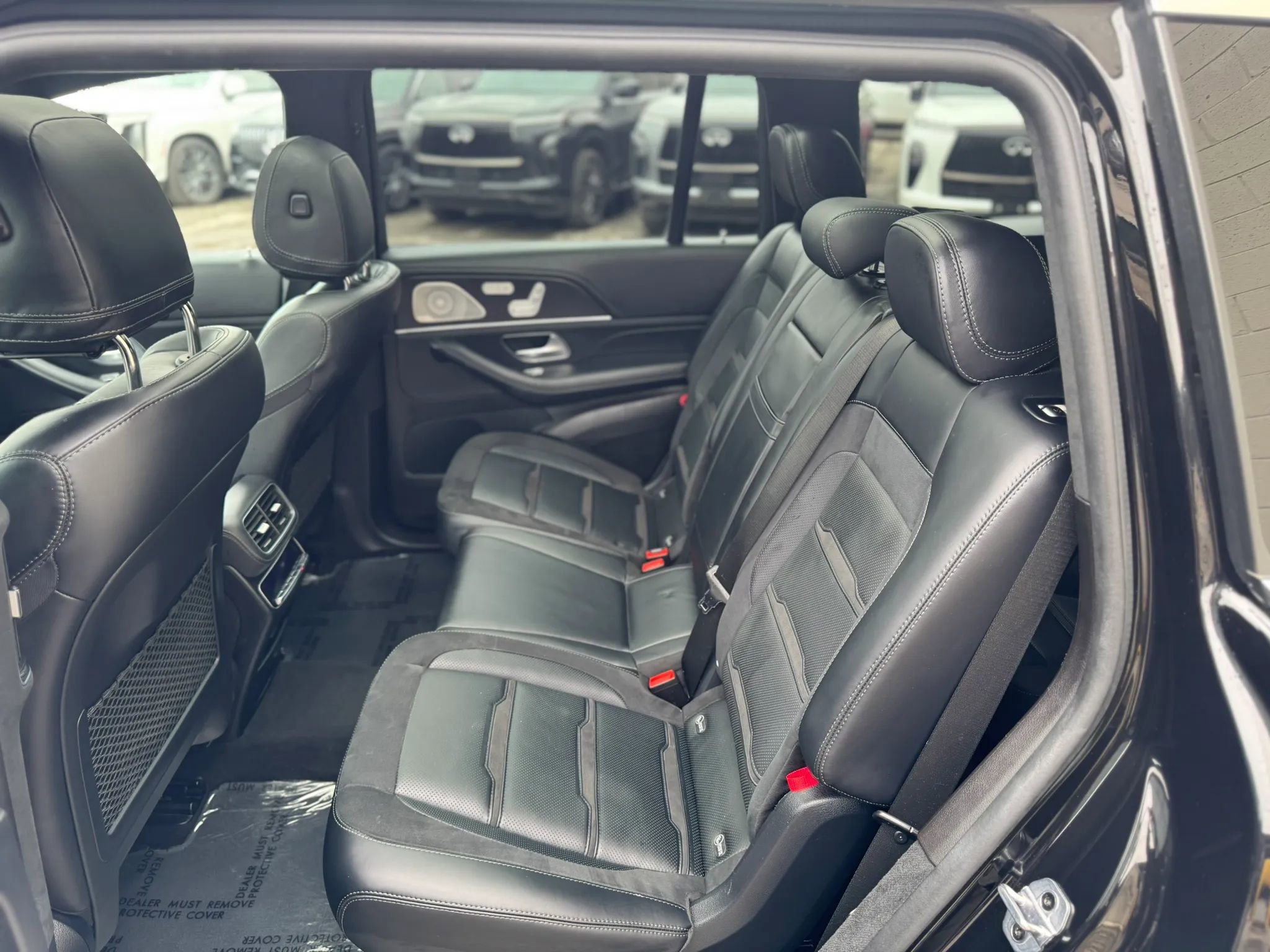 Used 2023 Mercedes-Benz GLS 63 AMG 4MATIC w/ Warmth & Comfort Package image 34