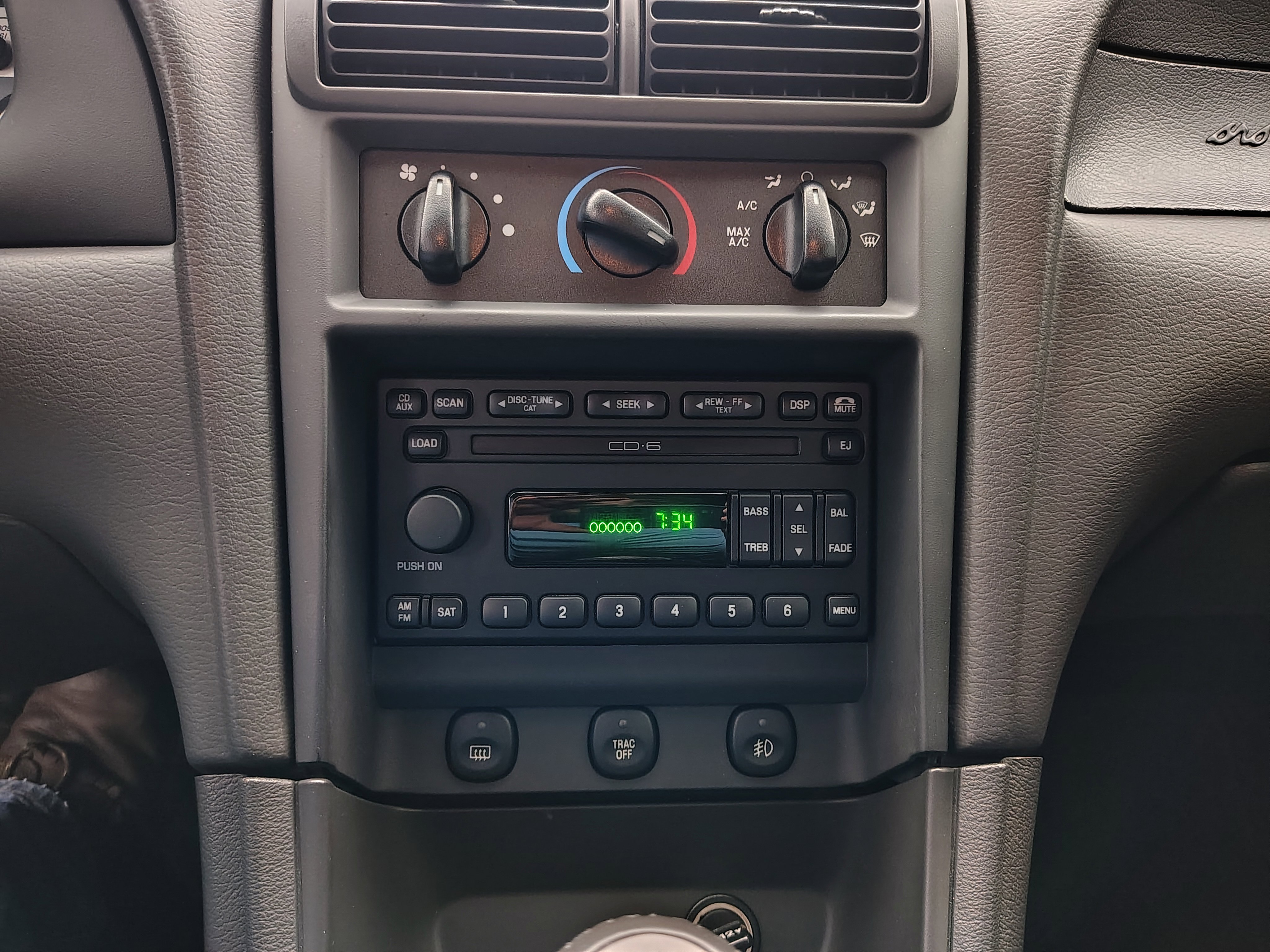 Used 2004 Ford Mustang Cobra RWD image 71