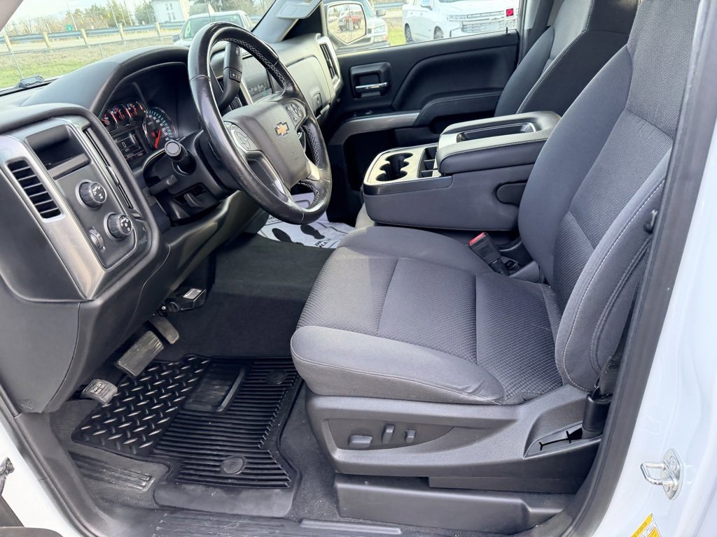 Used 2018 Chevrolet Silverado 1500 LT w/ All Star Edition image 15
