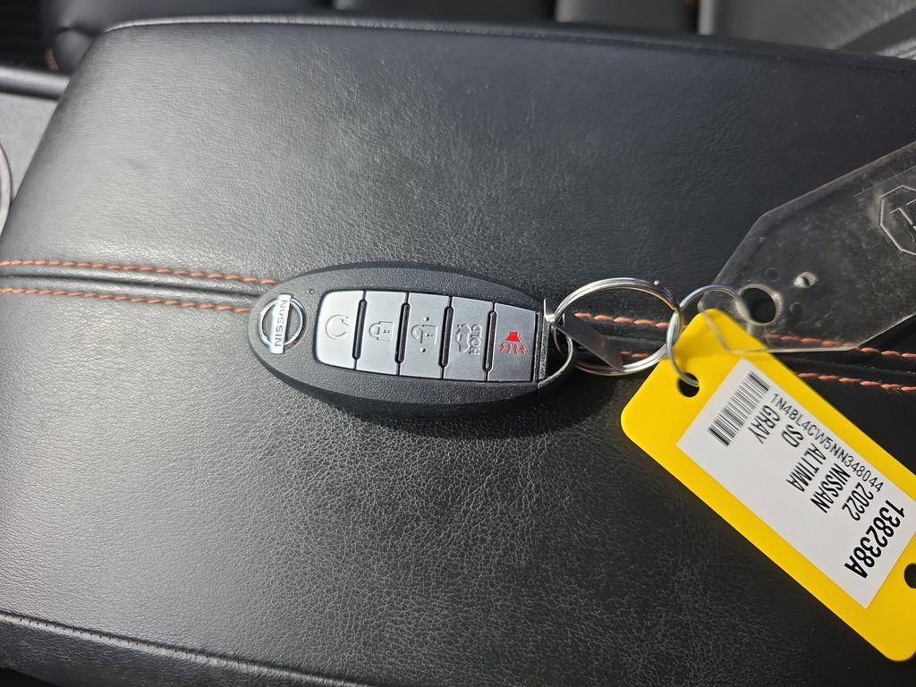 Used 2022 Nissan Altima 2.5 SR AWD/4WD image 30