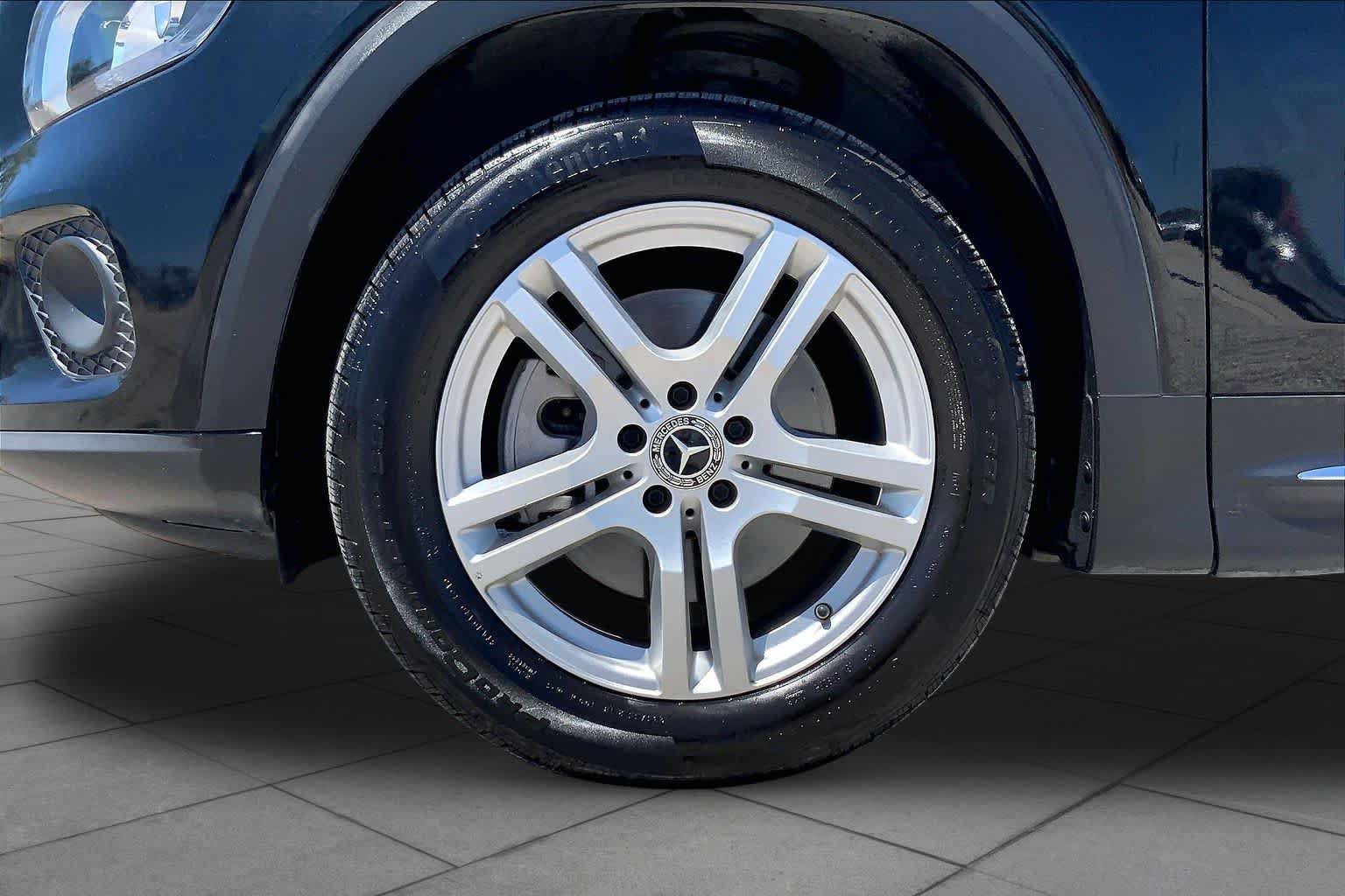 Used 2023 Mercedes-Benz GLB 250 image 11