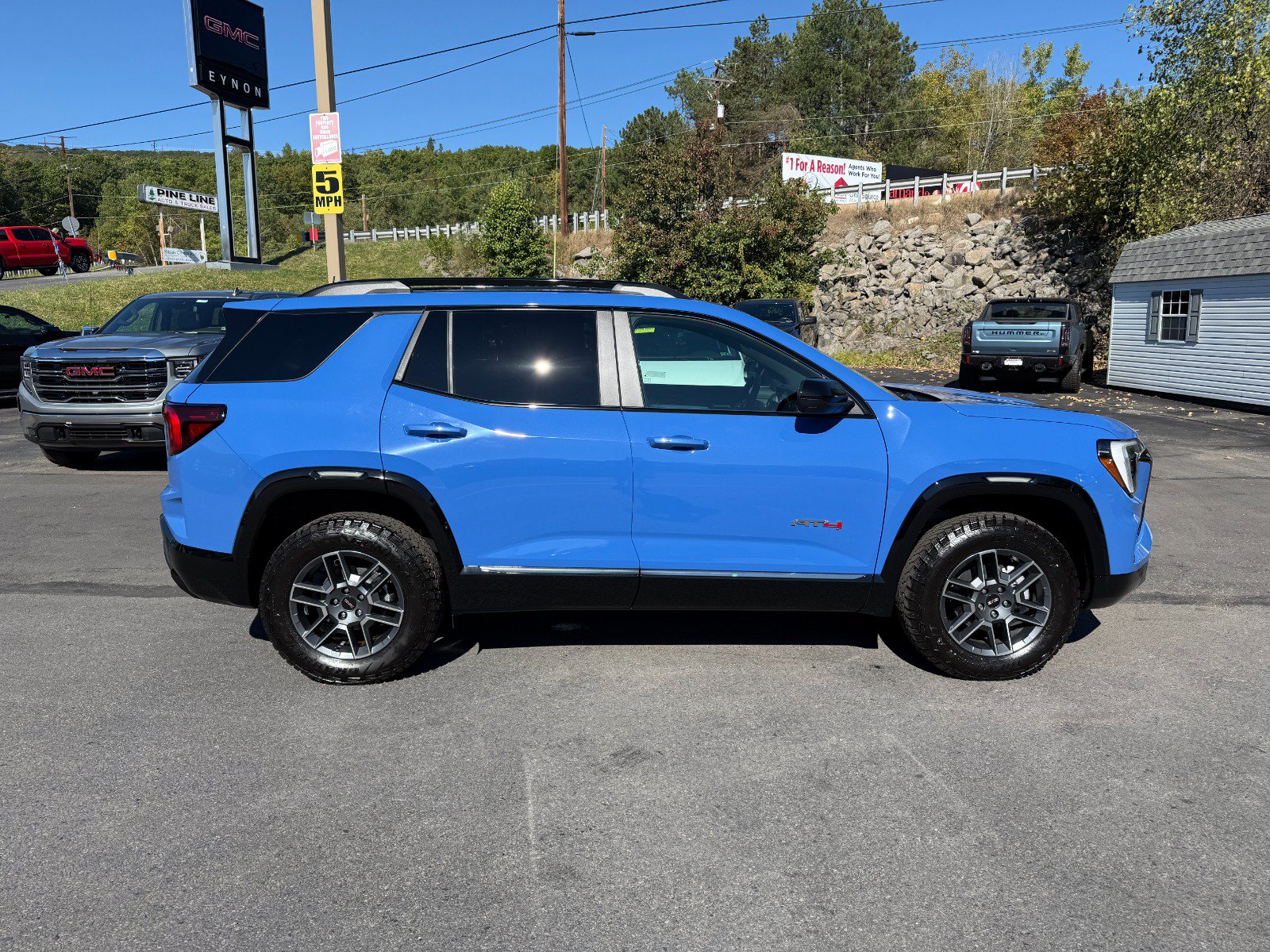 New 2026 GMC Terrain AT4 AWD/4WD image 6