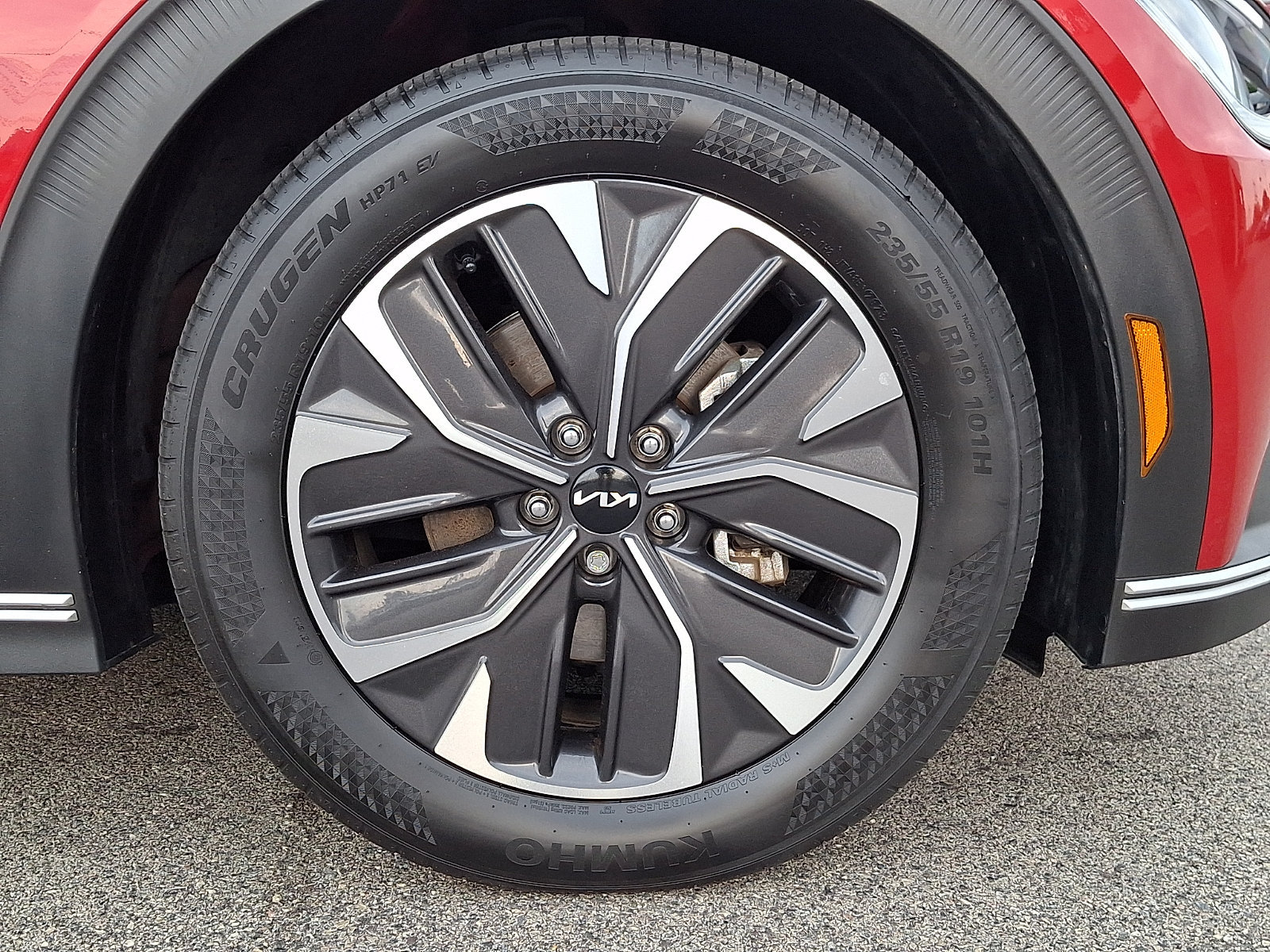 Used 2024 Kia EV6 Light AWD/4WD image 8
