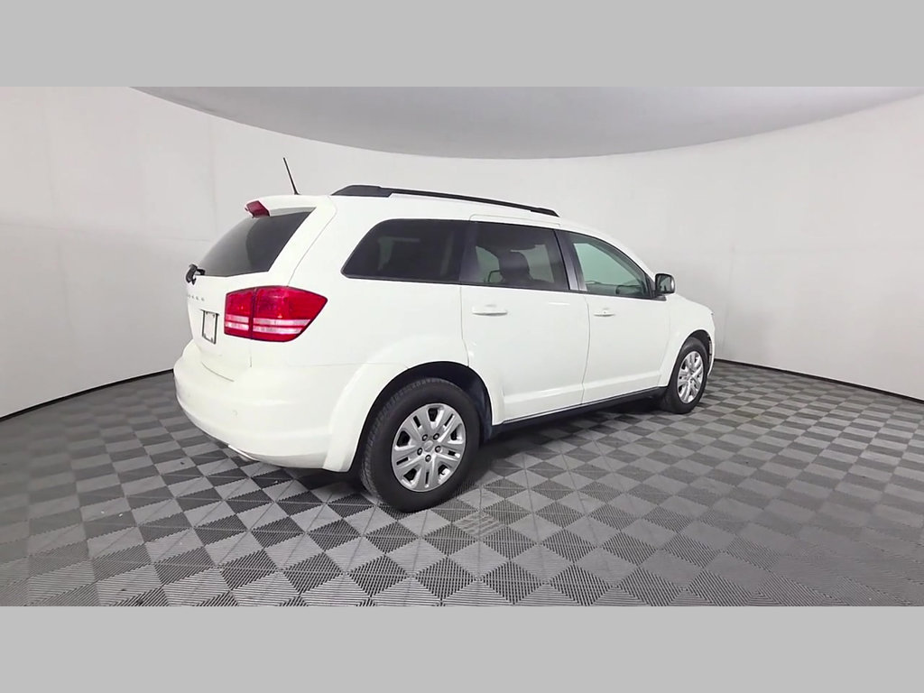 Used 2020 Dodge Journey SE w/ SE Popular Equipment Group FWD image 41