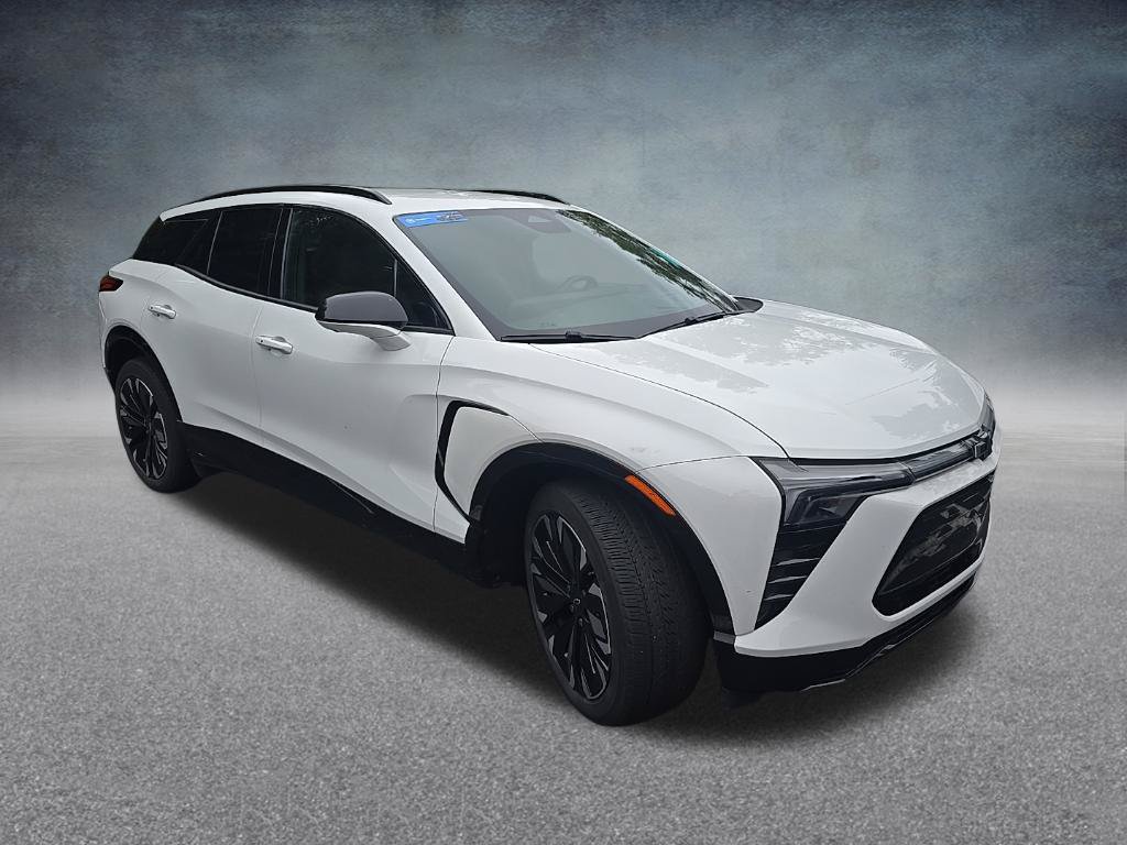 Used 2024 Chevrolet Blazer EV RS AWD/4WD image 2