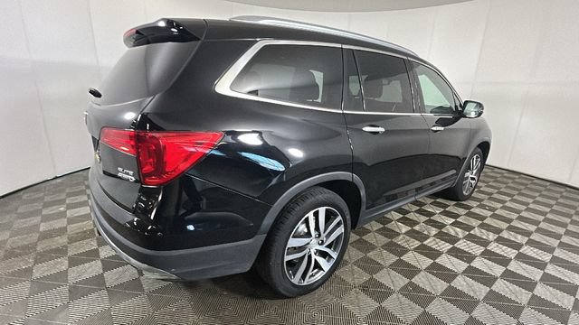Used 2017 Honda Pilot Elite video 2