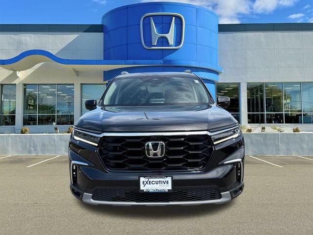 Used 2023 Honda Pilot Elite image 6