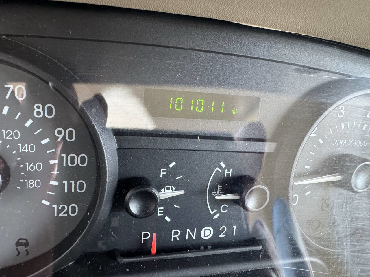 Used 2008 Mercury Grand Marquis GS image 29