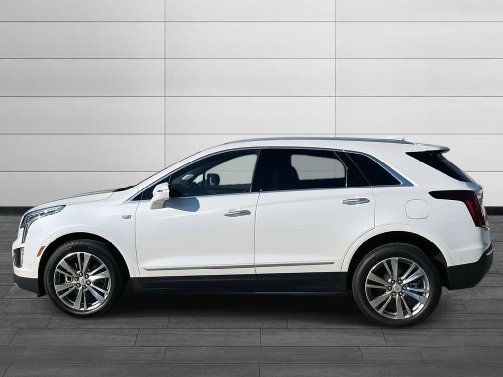 New 2026 Cadillac XT5 Premium Luxury w/ Driver Assist Package AWD/4WD image 2