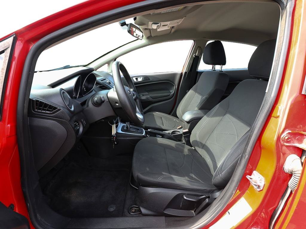 Used 2015 Ford Fiesta SE w/ Comfort Package FWD image 12